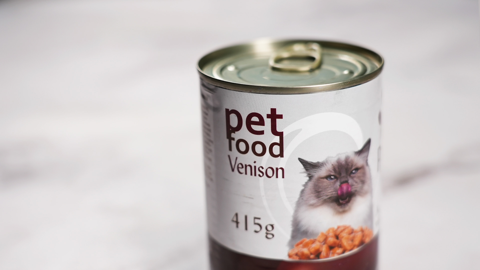 How Long Can Wet Cat Food Stay in the Fridge